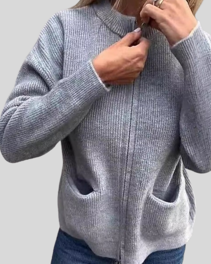 Clara | Cozy Zip-Up Sweater with Front Pockets