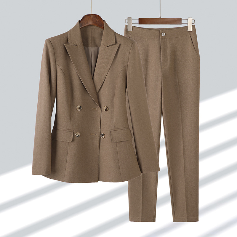 Aven - Classic 4-Button Blazer with Matching Pants Set