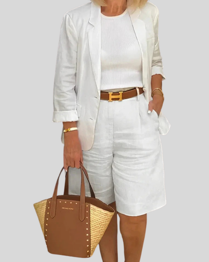 Clara | Stylish Two-Piece Blazer With Matching Shorts