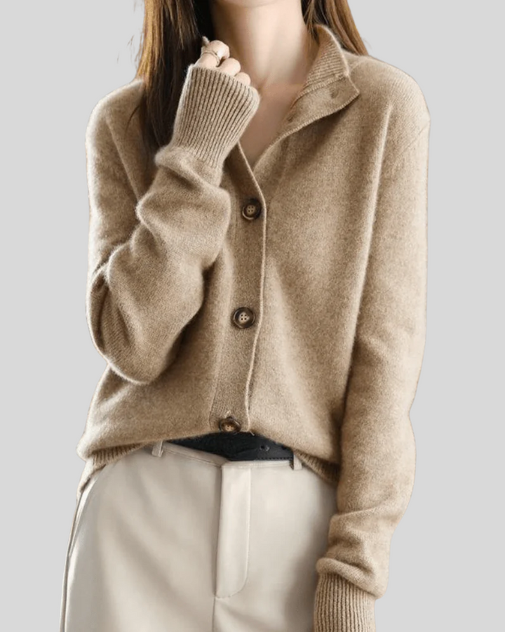 Clara | Retro-Style Knitted Cashmere Cardigan