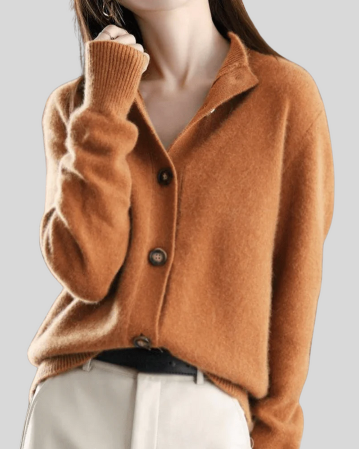 Clara | Retro-Style Knitted Cashmere Cardigan