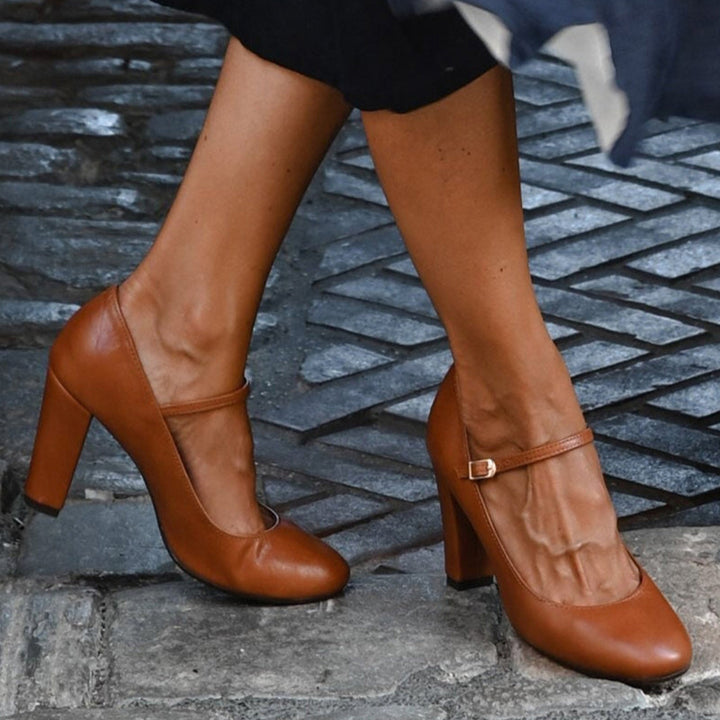 Bravina | Daily Sandals with Small Heel