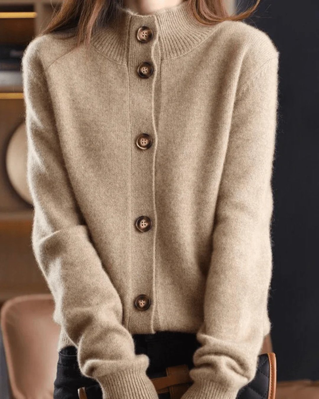 Clara | Retro-Style Knitted Cashmere Cardigan