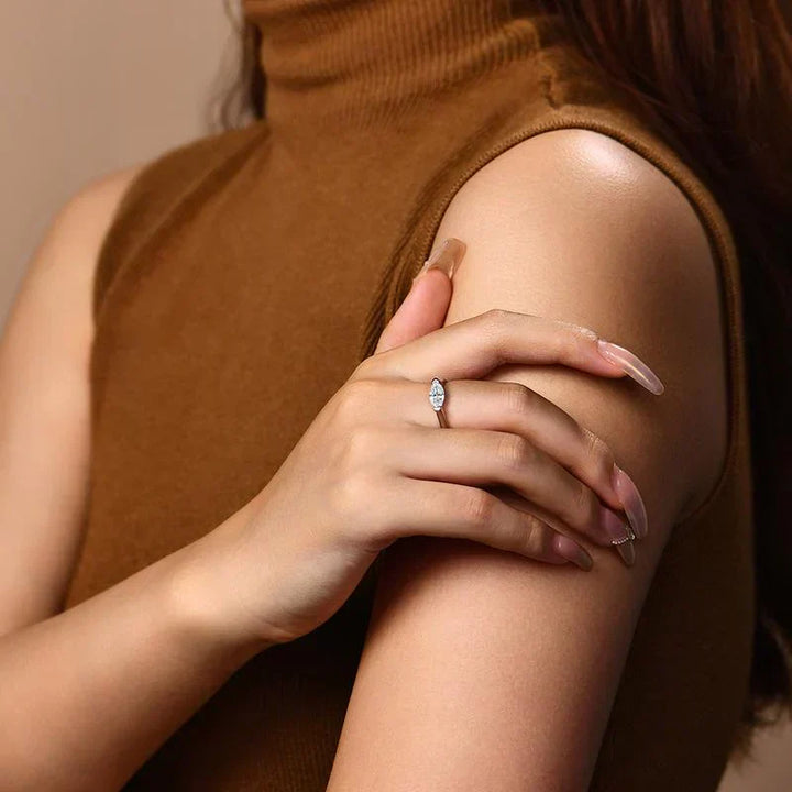 Clara | Diamond Ring 18k Gold