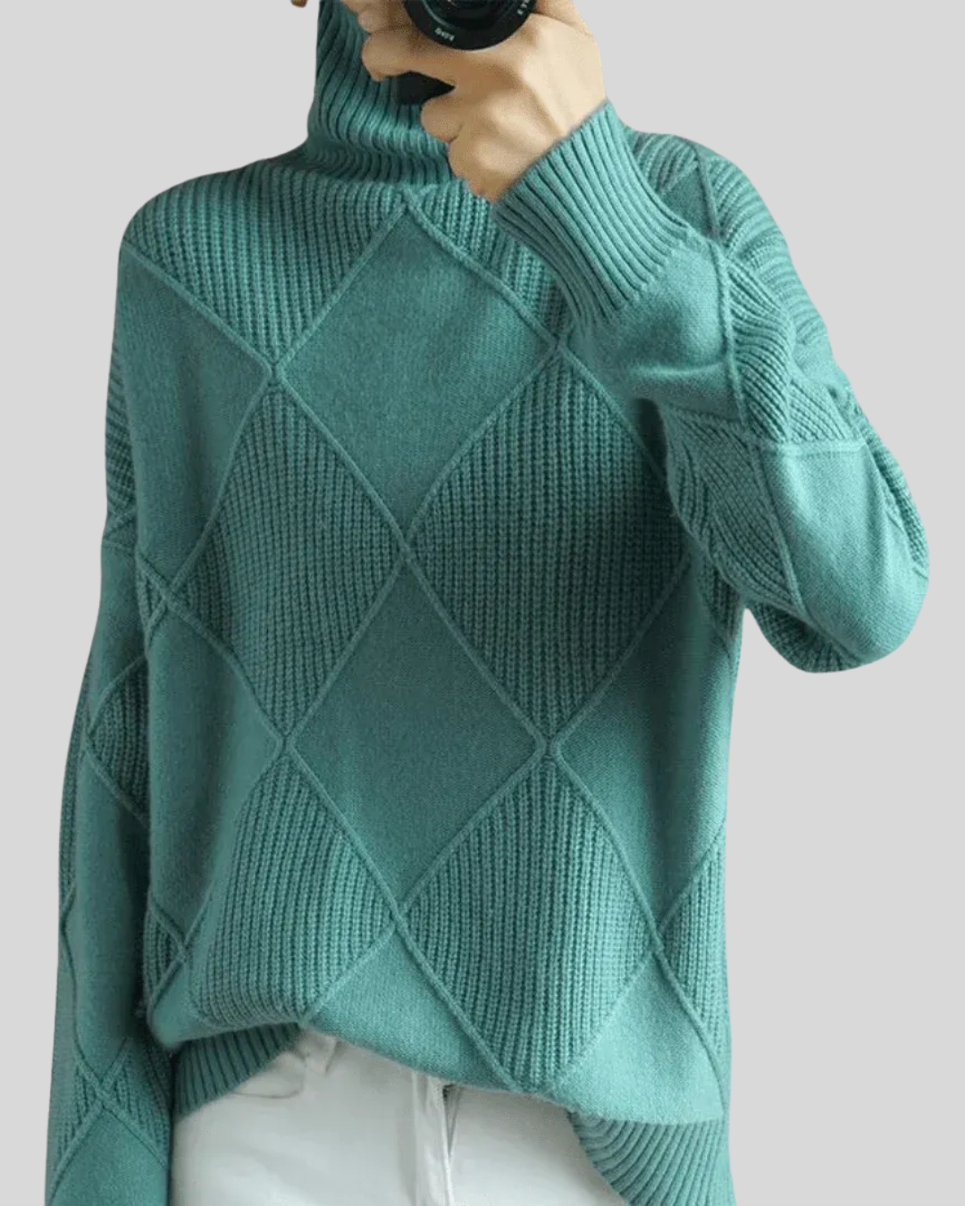 Clara | Luxe Cashmere Turtleneck Sweater
