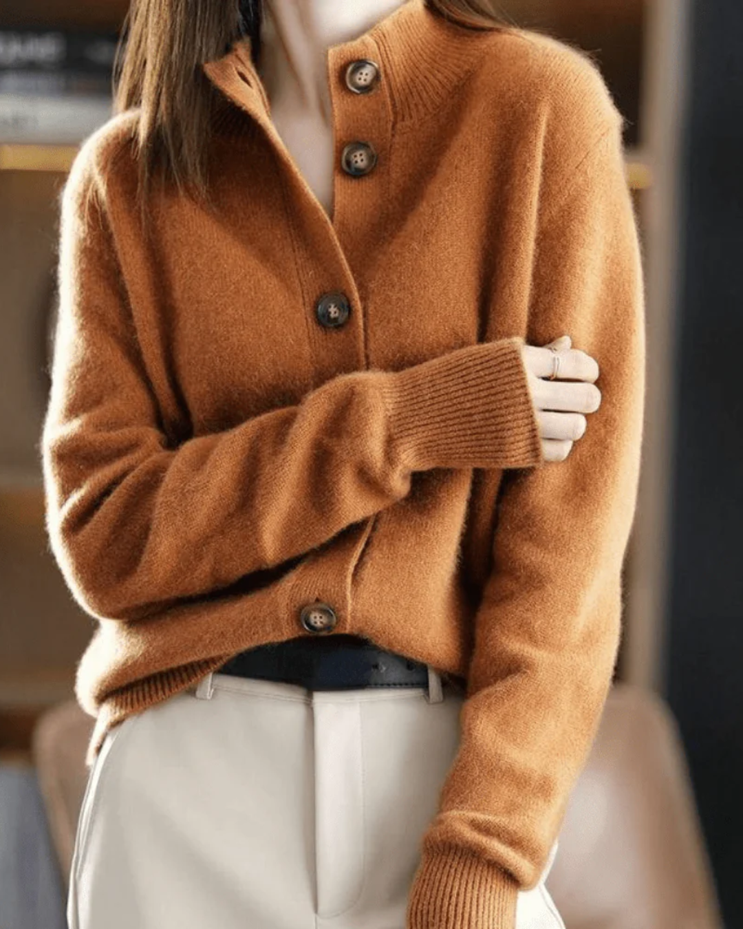 Clara | Retro-Style Knitted Cashmere Cardigan