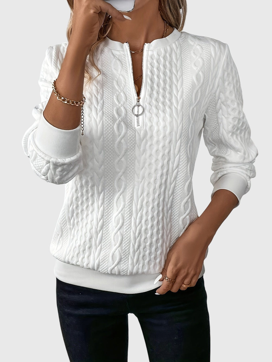 Clara | Sweater with Zipper