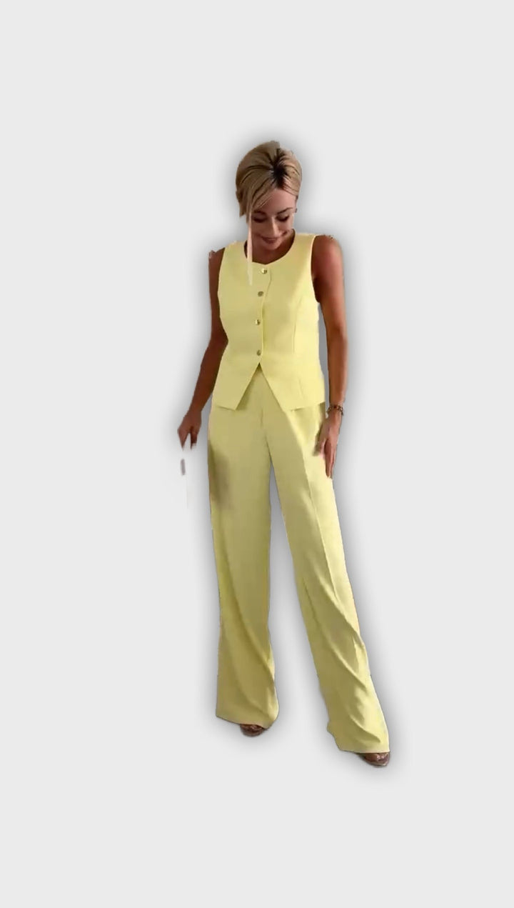 Clara | Elegant Ensemble