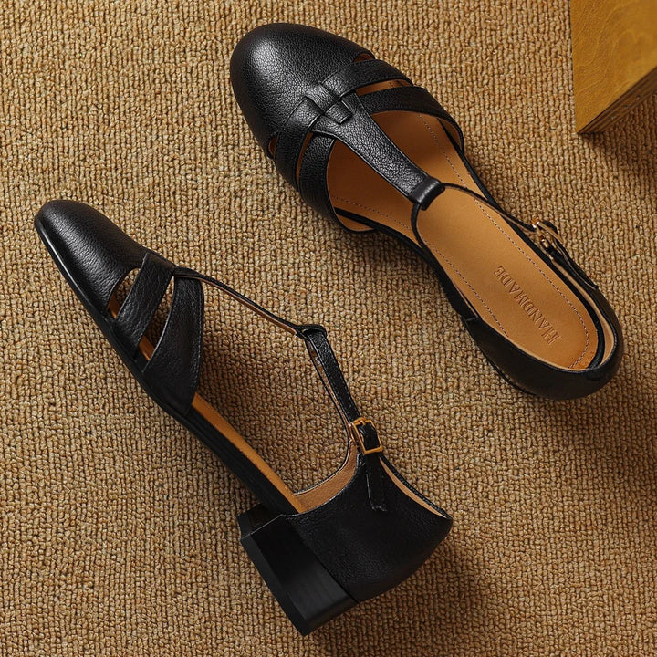 Clara | T-Bar Flats