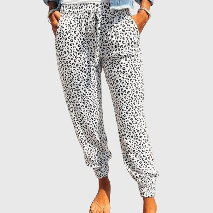 Clara | Leo Pants with Wide Legs